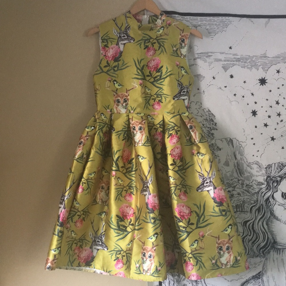 Unique Wildlife Sateen Dress Birds, Roses, Deer - Picture 1 of 10